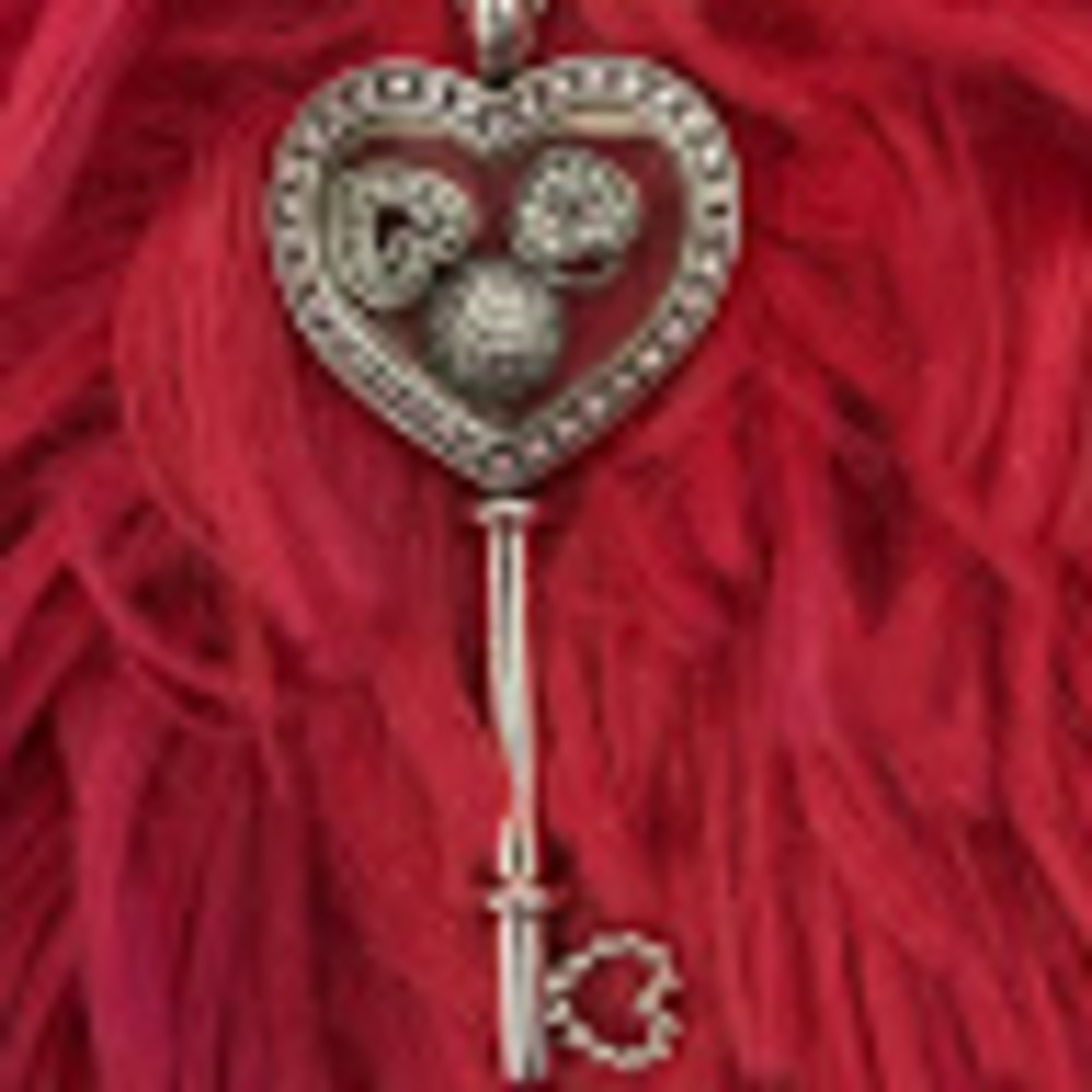 Meet your Posher, Pandora hunting